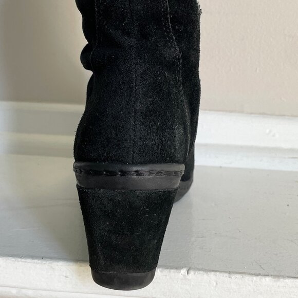 Black suede booties - Picture 7 of 12